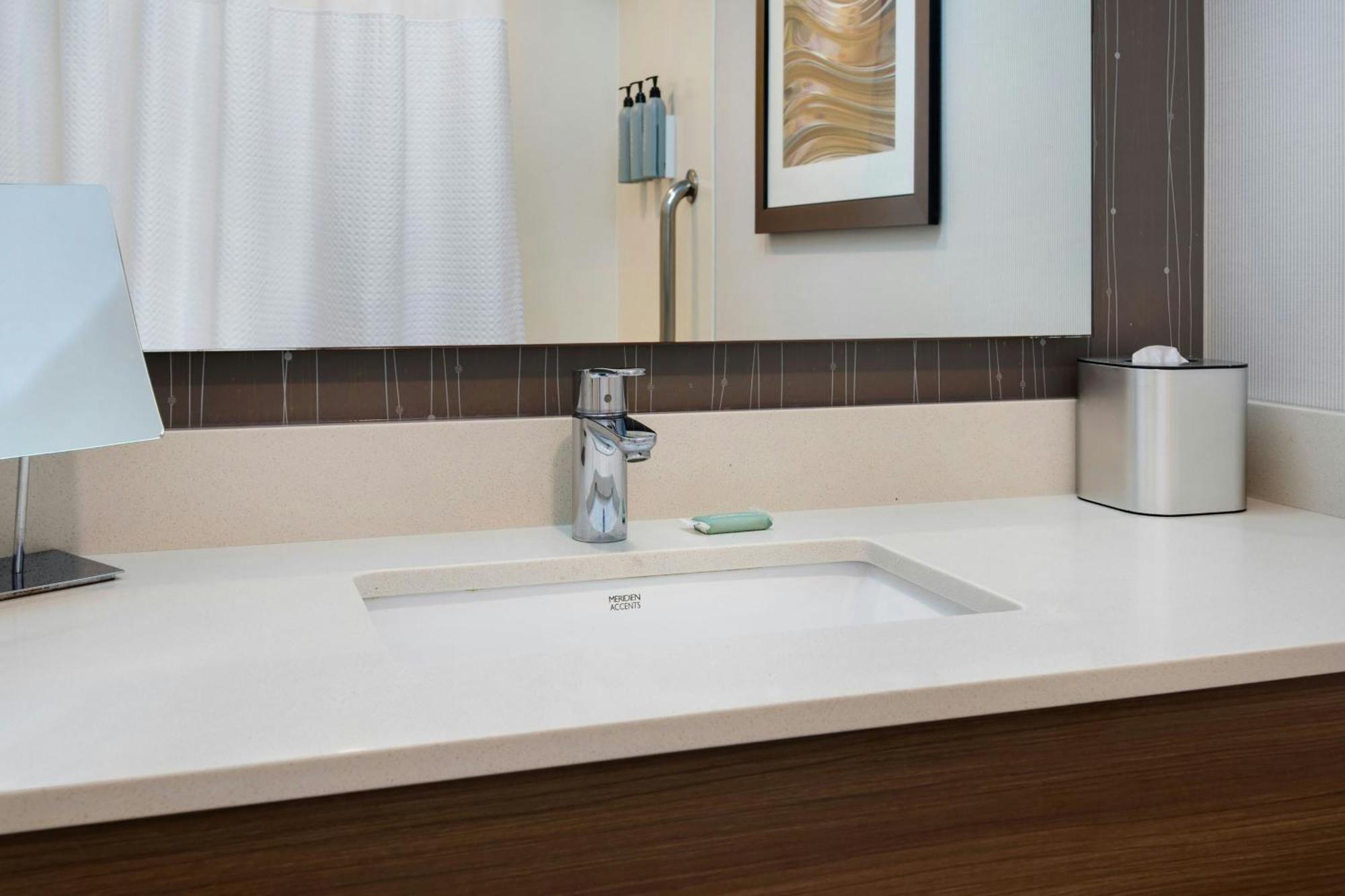 Courtyard Binghamton Hotel Vestal Екстериор снимка